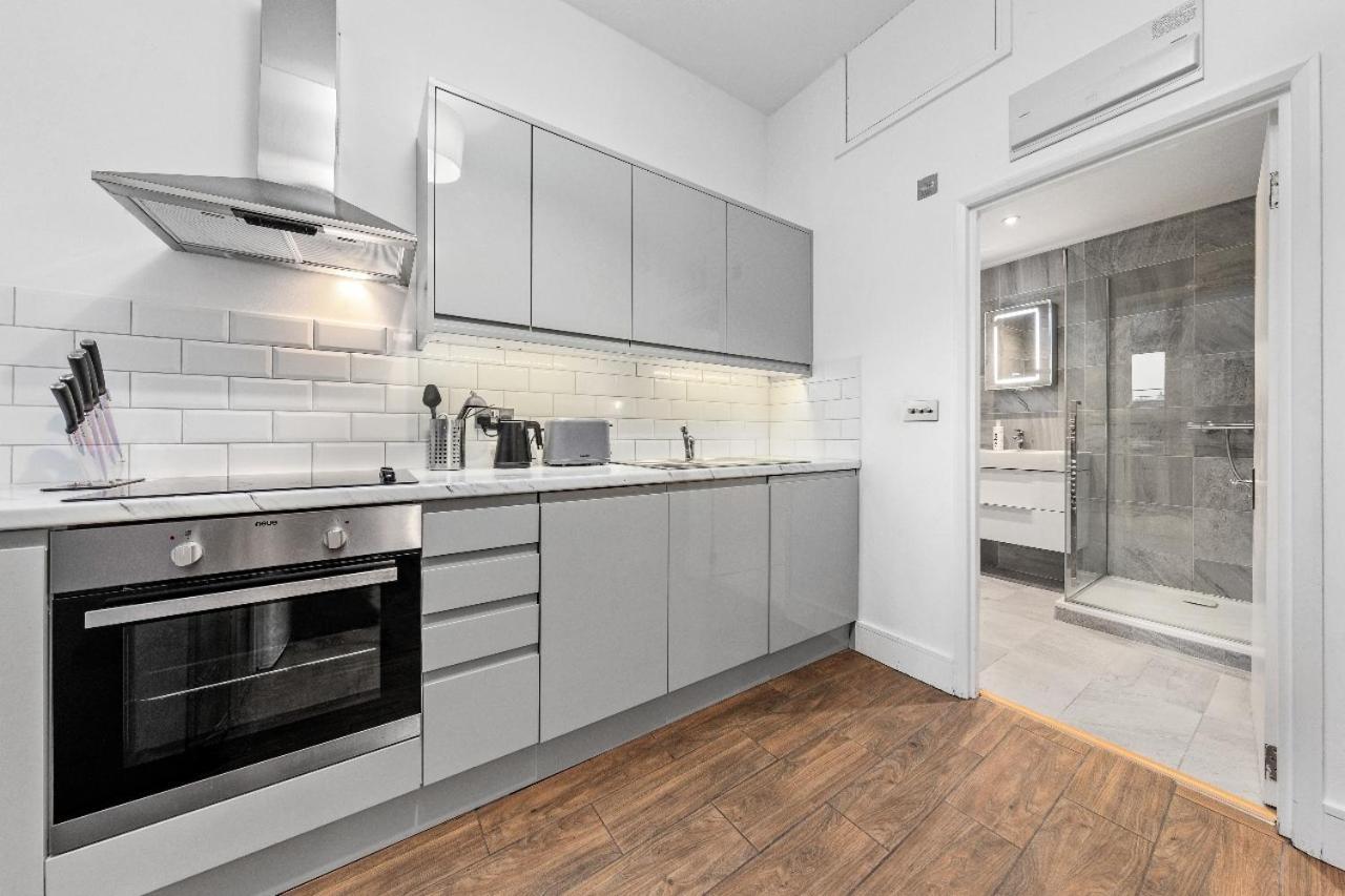 Majestic 2 Bedroom In Knightsbridge Hydepark Kb70 London Exterior photo
